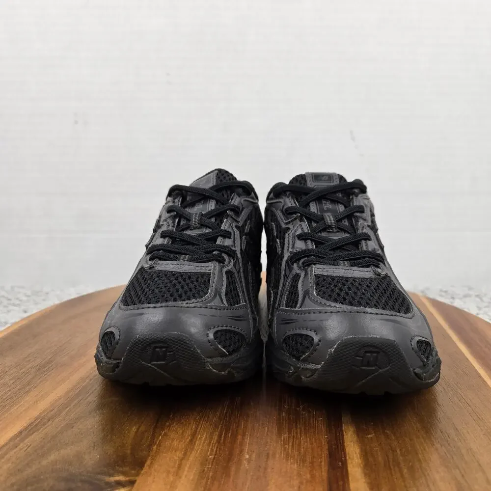 New Balance Kids 3 740 Cement Black Casual Bungee Lace Daily Sneaker PZ740BO